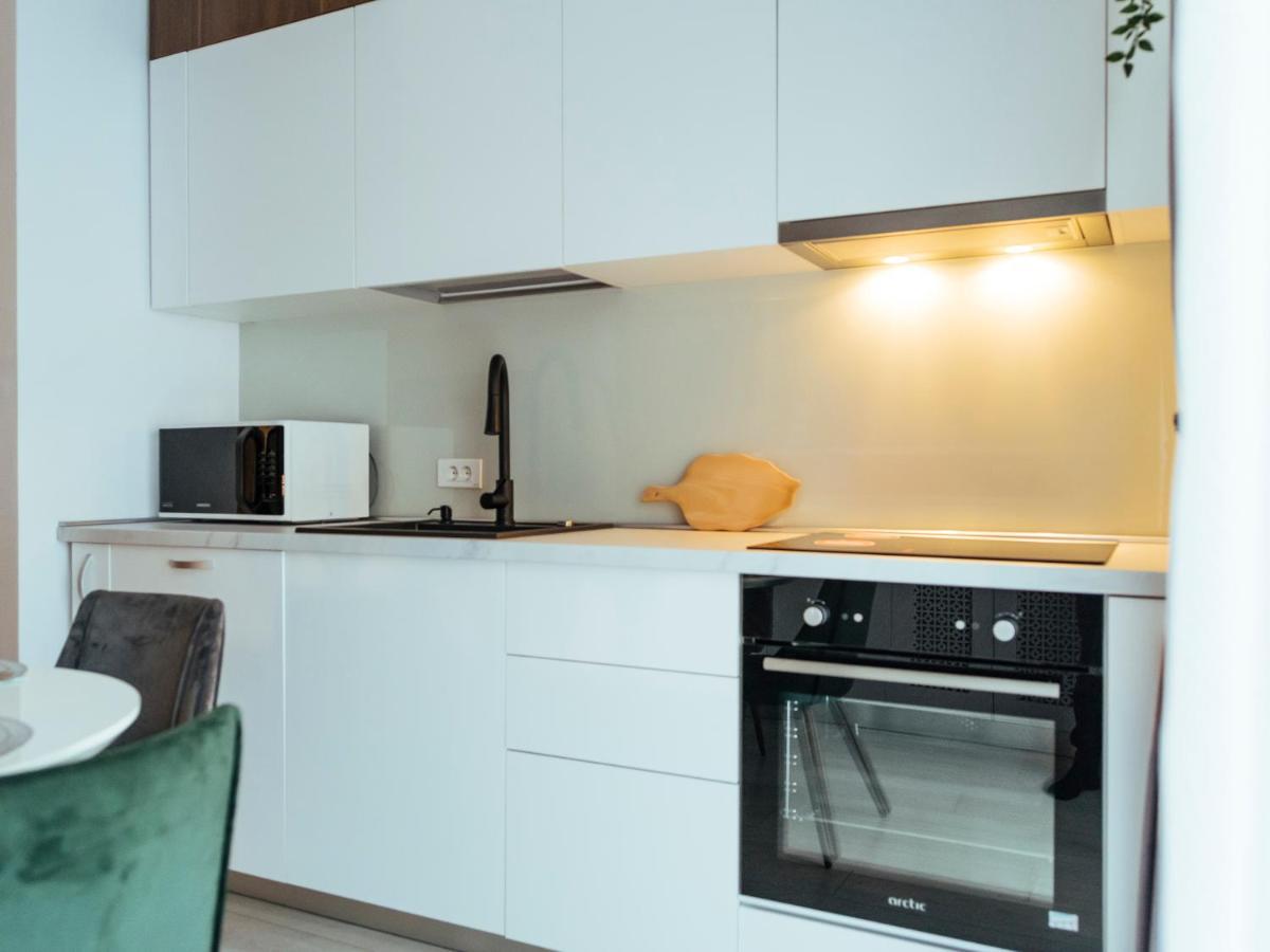 Cozy Special Pallady Apartament With Garden & Courtyard Bukarest Exteriör bild
