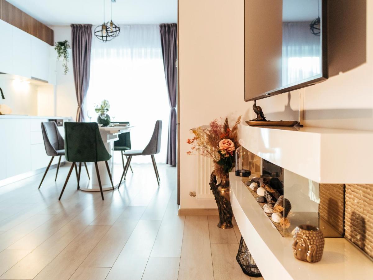 Cozy Special Pallady Apartament With Garden & Courtyard Bukarest Exteriör bild