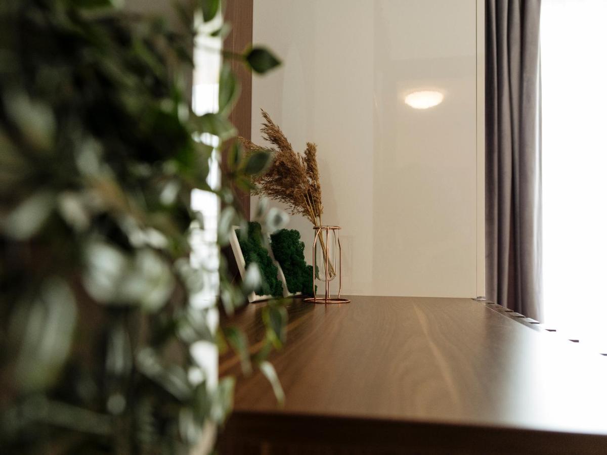 Cozy Special Pallady Apartament With Garden & Courtyard Bukarest Exteriör bild