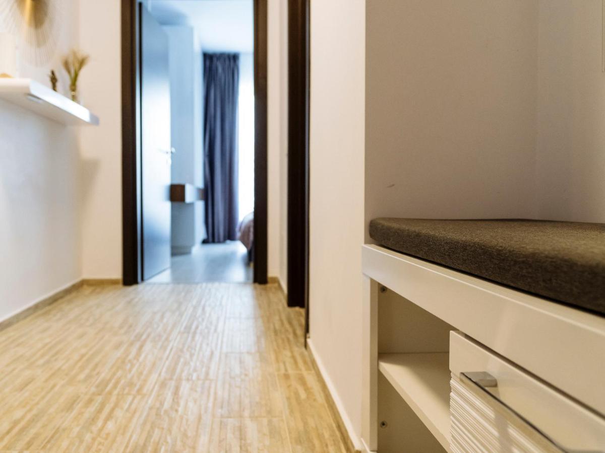 Cozy Special Pallady Apartament With Garden & Courtyard Bukarest Exteriör bild